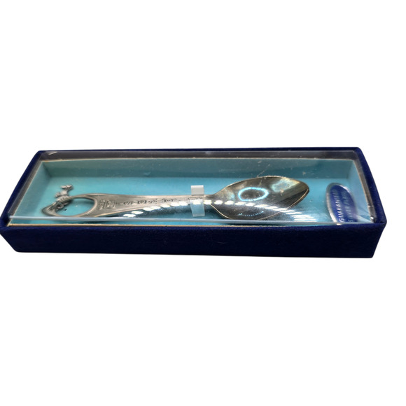 Vintage Souvenir Spoon Mickey Mouse Productions Silver Plate Boxed SKU 2822 - Picture 7 of 7